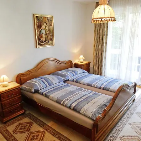 Apartment 25