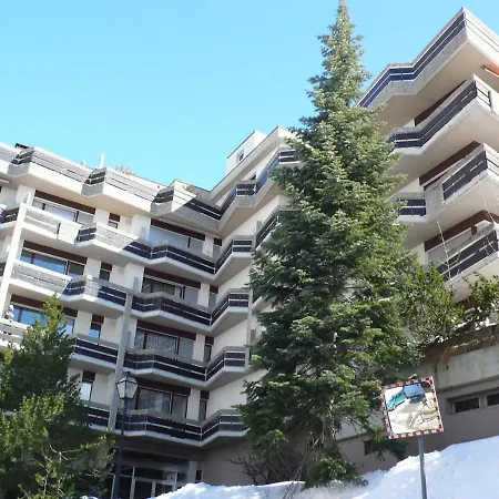 Apartment 25 *